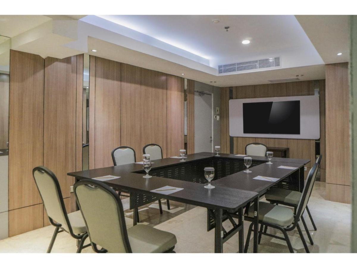 Malyabhara Hotel - Formerly Ibis Malioboro Jogjakarta Buitenkant foto